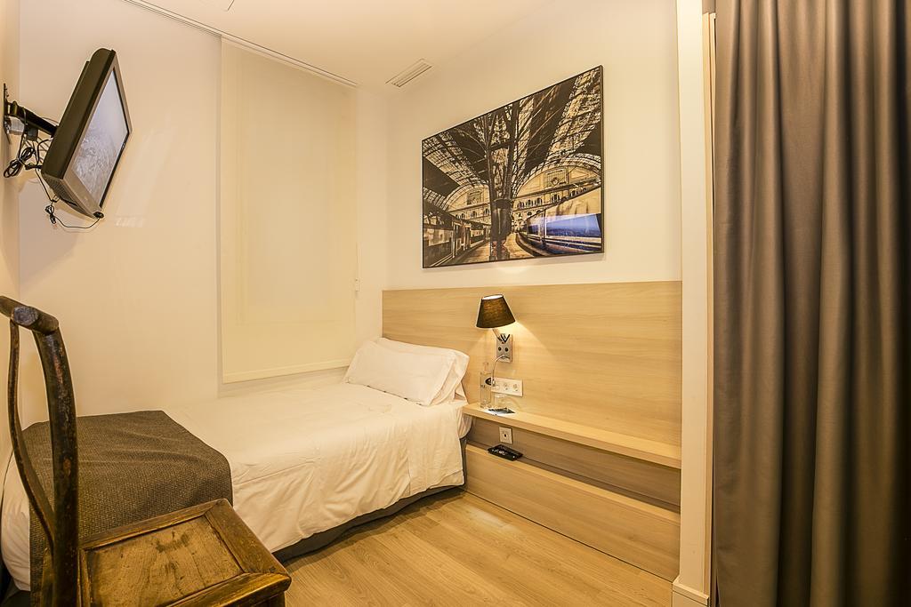 The 8 Boutique B&B Barcelona Exterior photo