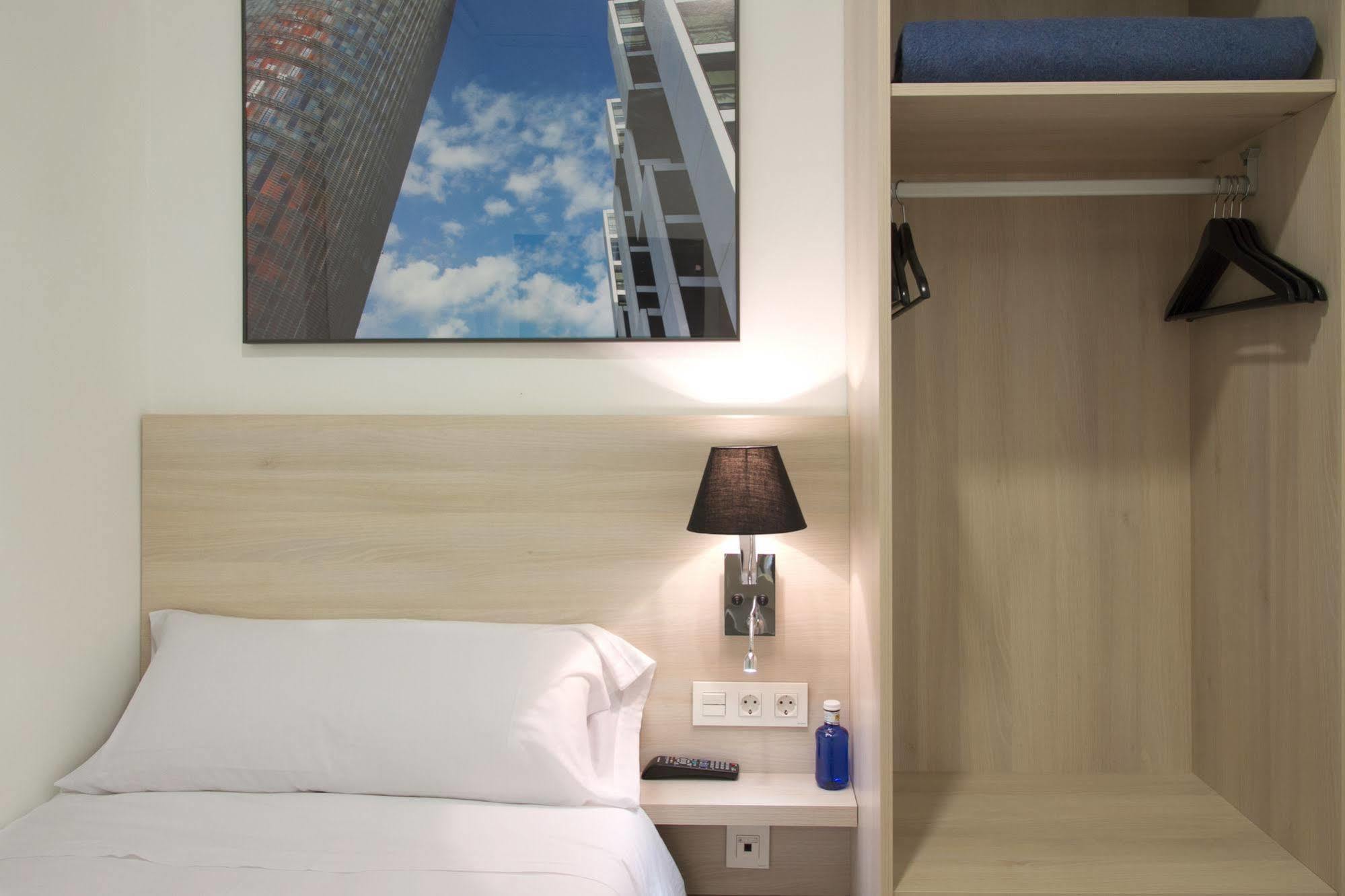 The 8 Boutique B&B Barcelona Exterior photo